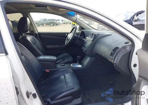 2010 Nissan Altima 2.5 S z USA, uszkodzony, nr VIN 1N4AL2AP0AN417888